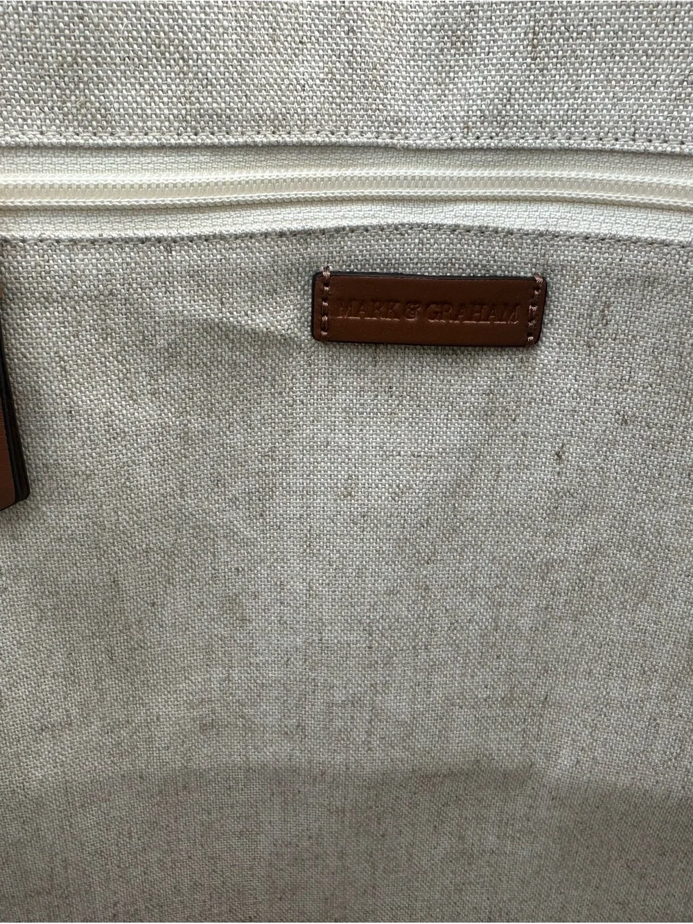 Mark & Graham Large Leather Weekender Travel Tote - Picture 4 of 5